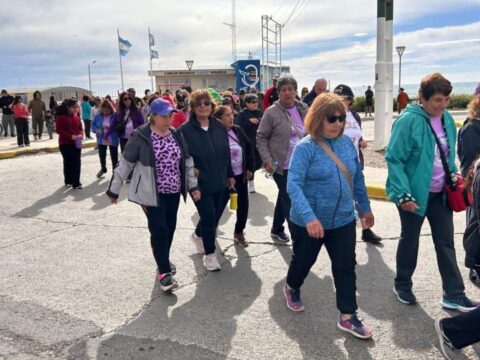 “Mujeres en Movimiento”: exitosa jornada recreativa en la costanera